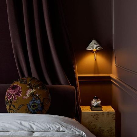 Hotel Julie Stratford Bagian luar foto