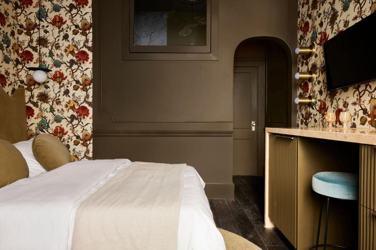 Hotel Julie Stratford Bagian luar foto